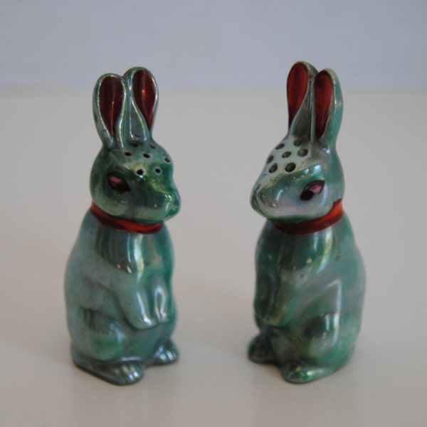 Rare Noritake China Green Lusterware Rabbit Figurine Salt and Pepper Set