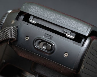 Kit de réparation en métal pour loquet de porte cassé pour film arrière Nikon F80 / N80 / F70 / N70