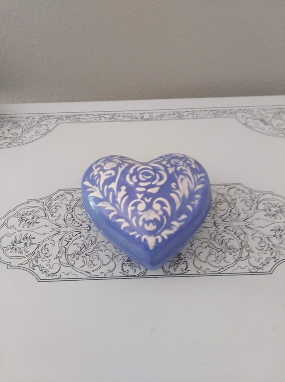 Blue and White Floral Rose Ceramic Heart Valentin… - image 2