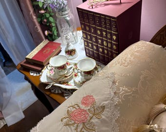 Victorian Rose and Gold Lace Handkerchief