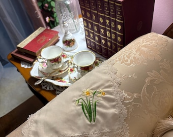 Golden Narcissus Heirloom Handkerchief