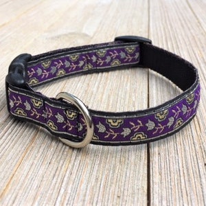 Purple and gold floral pattern, 5/8" Dog collar, Side release buckle