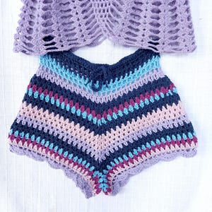 Purple Striped Crochet Shorts, High-Waisted Boho Beach Bottoms, Granny Retro Booty Shorts, Colorful Summer Beachwear, Coquette Lounge Shorts