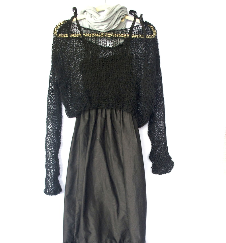 Soraya Sheer Sweater Top in Black - FINAL SALE | böhme