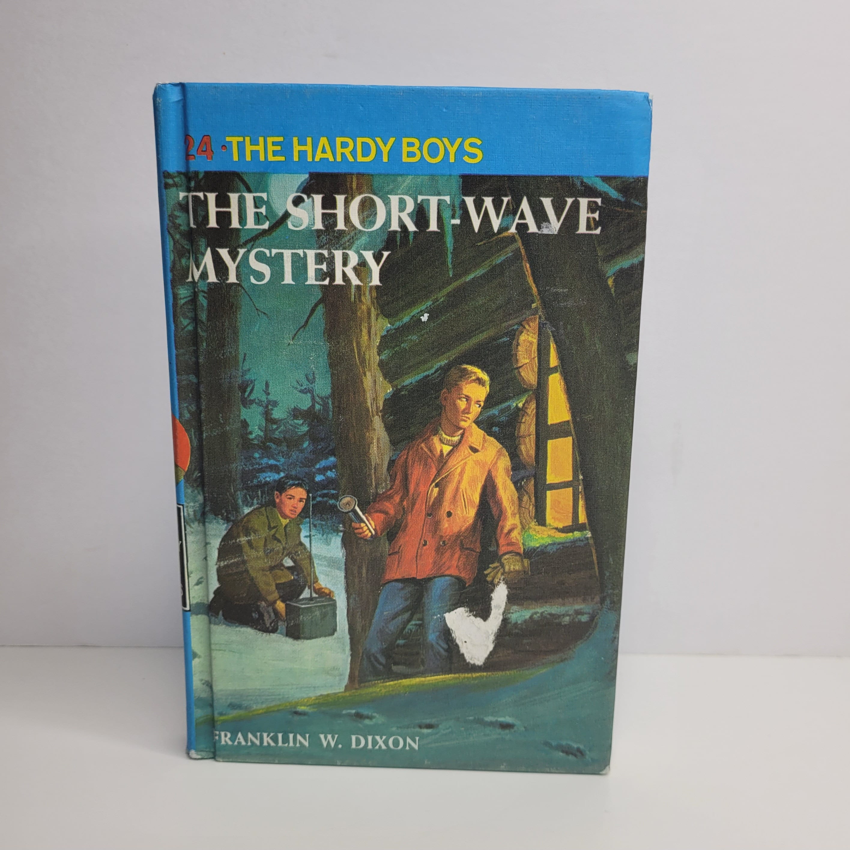 洋書 The Woven Mystery The Short Wave Mystery, Hardy Boys 24, by Franklin W Dixon