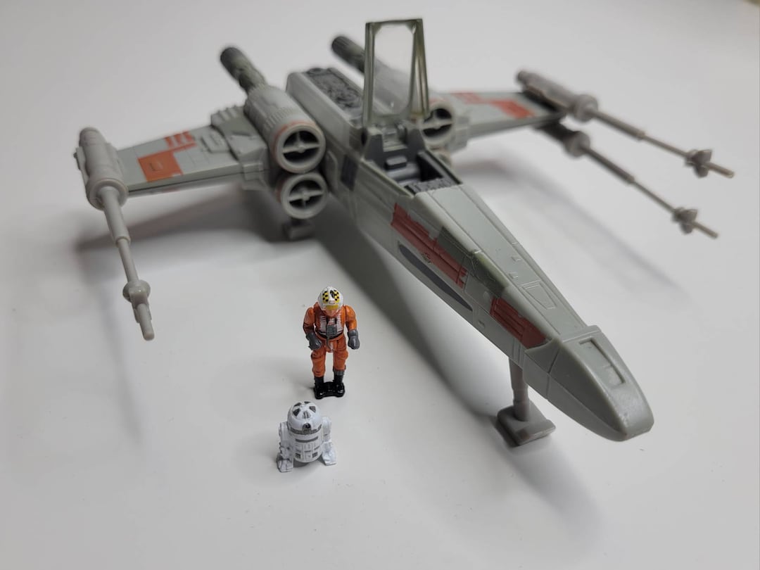 X ウイング ルーク スカイウォーカー & R2-D2、マイクロマシン