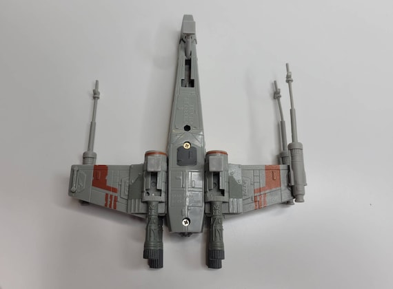 X Wing With Luke Skywalker & R2-D2, Micromachines, Action Fleet