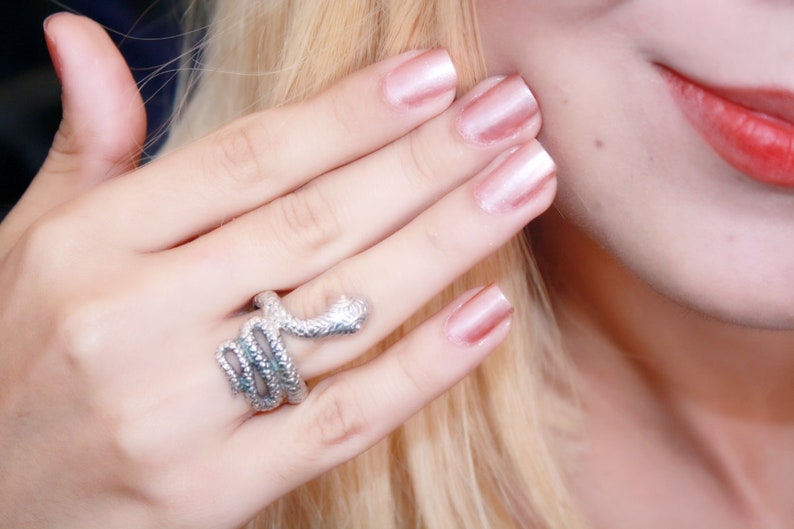 Solid Sterling Silver .925 Bali Wrap Snake Ring size 8.