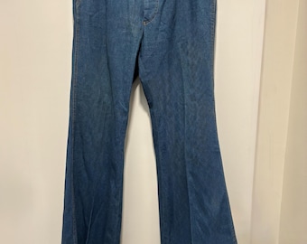34 x 32 Vintage 1970s Levis 684 Big Bell Bottoms | Rare X Belt Loops Dark Blue Denim Clipped White Tab Irregular | Authentic Hippie Flairs