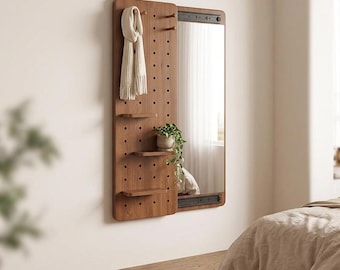 Miroir coulissant pleine longueur avec rangement à panneaux perforés, miroir mural dissimulé avec étagères et crochets, solution de rangement gain de place pour l'entrée, décoration de chambre