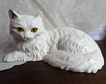 Vintage Persian White Cat Homco