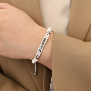 Bracelet à perles avec code Spotify personnalisé, bracelet à code musical scannable personnalisé, bracelet barre en acier inoxydable avec icône personnalisée, chanson commémorative