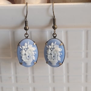 Delft pattern cameo floral design Fairy Lights vintage earrings antique brass French hook lightweight cameo earrings