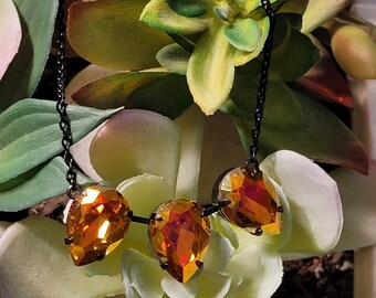 Pear-Shaped Preciosa Crystal Necklace: Black Lacquer Setting, 3 Vitrail Crystals