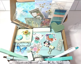 Bookish Junk Journal Kit | Deluxe Stationery Bundle, Planner Accessories