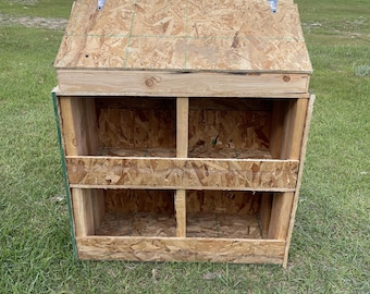 Nesting Box – 4 Nesting Boxes + Top Storage