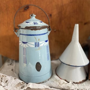 Enamel jug, vintage jug
