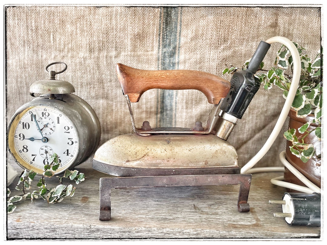 vintage an・an no.22 Vintage Seiko Gold Plated 2A22 0100 White Dial Lady Quartz