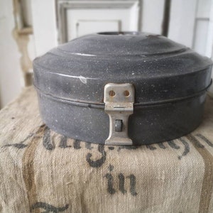 Enamel bread box bread basket tin enamel kitchen vintage country style shabby look
