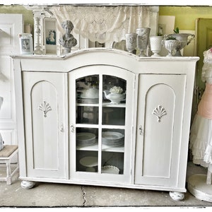 Buffet cabinet Shabby Chic vintage brocante country style credenza, dresser