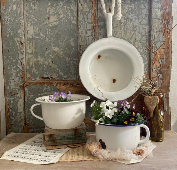 Antiker Emaille-Nachttopf als Vintage-Pflanztopf  Echtes Unikat mit  Rost-Patina fr Shabby Chic & Landhaus  Einzeln - Etsy.de