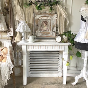 Konsolentisch Shabby Chic | Vintage Wandtisch Weiß Holz | Upcycling Schminktisch Schmal | Landhaus Flurtisch Unikat Handgefertigt | „L'Ancie