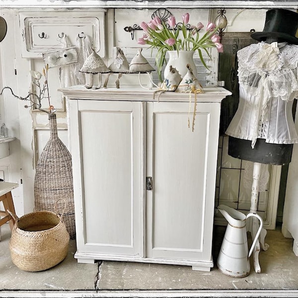 Vertiko, chest of drawers, cabinet, vintage, shabby chic, country house style, furniture, brocante,