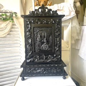 Placard suspendu, placard, placard mural, armoire à pharmacie, style shabby, vintage, shabby chic, style maison de campagne, verre au plomb, brocante, blanc, cottage,