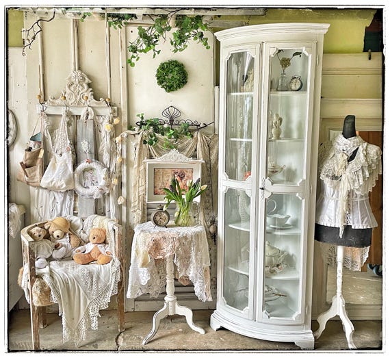 Eckschrank,Eckvitrine,vitrine shabby Chic, Schrank, vintage, Landhausstil, brocante