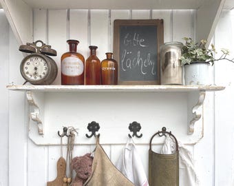 Estantería, Almacenamiento, Vintage, Decoración de pared Estantería de pared vintage blanca estilo shabby chic | Estantería de cocina de casa de campo con riel para ganchos | Estantería de madera hecha a mano