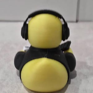 Byte le canard du support informatique | Cadeau humoristique pour technicien informatique | Cadeau pour assistant technique | Cadeau pour administrateur système | Canard imprimé en 3D image 9