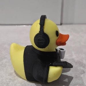 Byte le canard du support informatique | Cadeau humoristique pour technicien informatique | Cadeau pour assistant technique | Cadeau pour administrateur système | Canard imprimé en 3D image 10