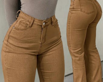 Ginger Cinnamon Flare Jeans – Kurvenschmeichelnde Jeans für Tag und Nacht