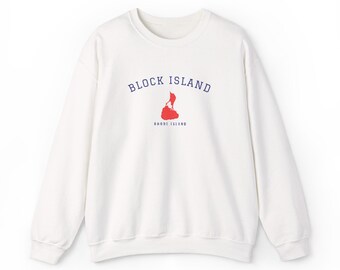 Sudadera de cuello redondo bordada de Block Island, letras grandes estilo universitario y mapa de la isla, sudadera de Rhode Island, regalo de Nueva Inglaterra