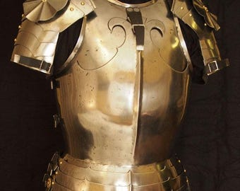 Set di corazza e piastra dorsale gotica in acciaio – Armatura medievale del XV secolo con spallacci scanalati