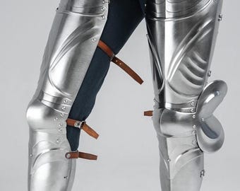 Imbracatura integrale in acciaio gotico del XV secolo per gambe / Protezione articolata per cosplay medievale
