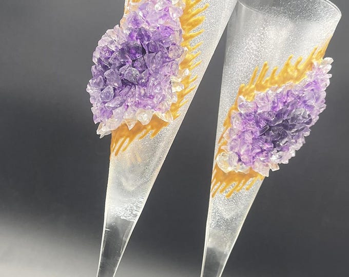 Amethyst geode champagne flutes