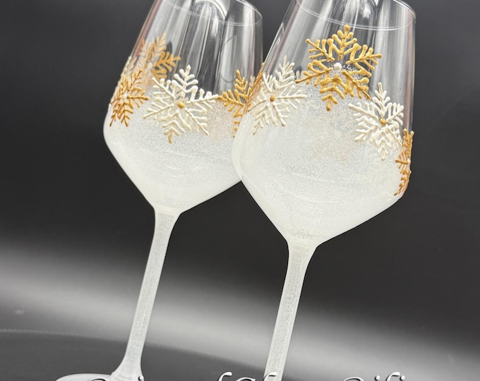 Hand Painted White gold Snowflake Wine Glasses: Winter Christmas Toasting Set