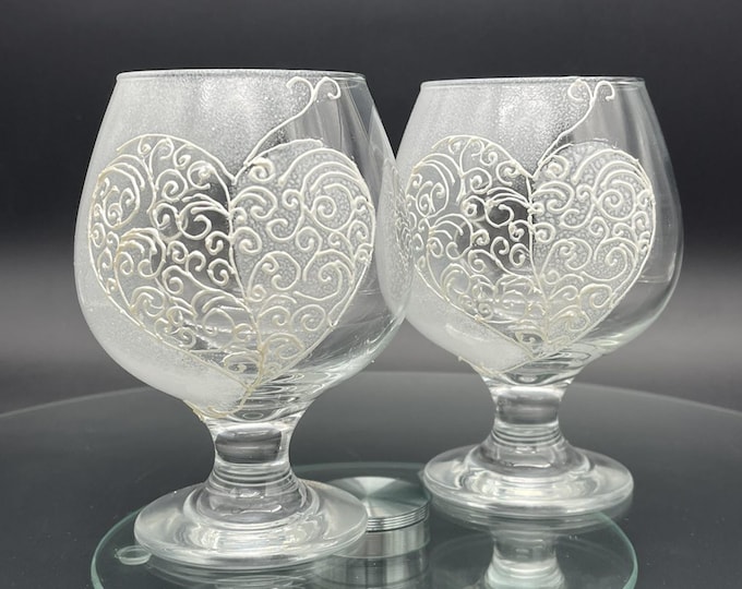 Hand painted brandy glasses 2 hearts in 1, set of 2
