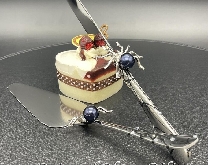 Hand Painted Silver black Spider cake serving set