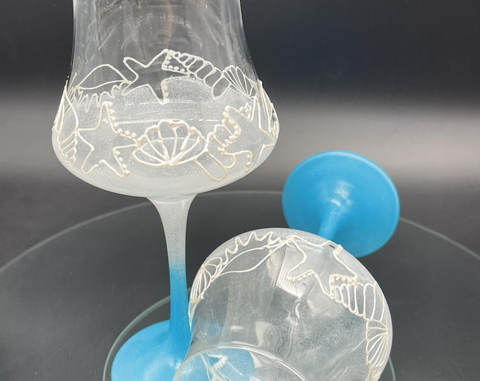 Hand Painted white & blue starfish shells beach Wine Glasses