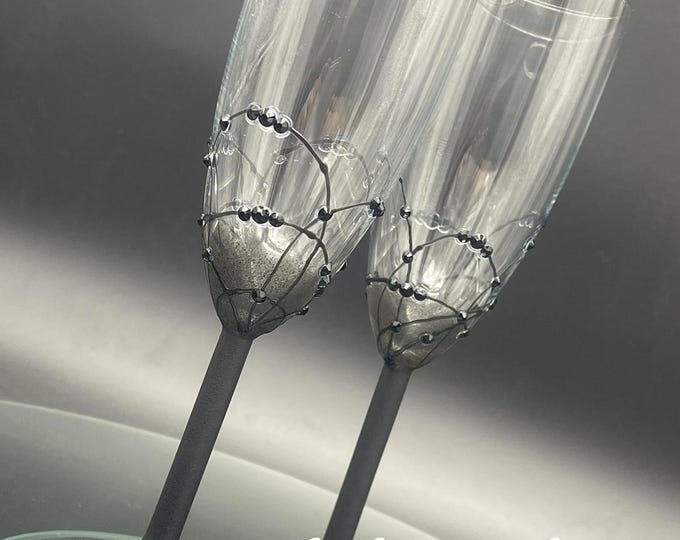 Black pained white wine/ champagne flutes