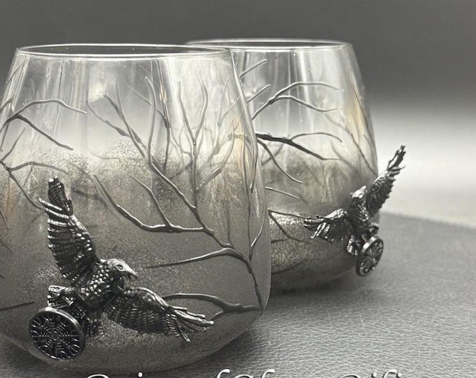 Black raven crow whiskey rum glasses