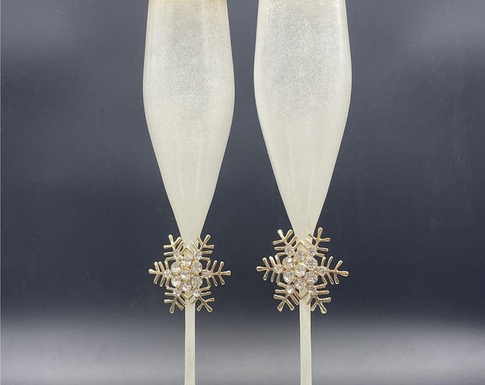 Hand Painted Champagne Glasses: Gold snowflakes, Set of 2