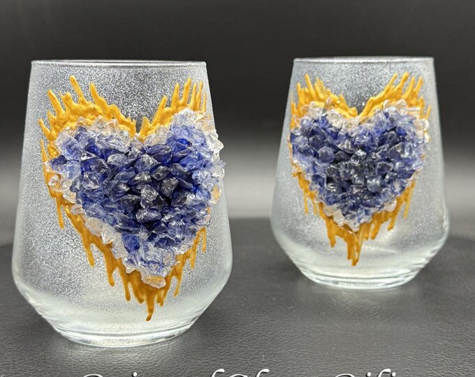 Blue geode heart stemless wine glasses