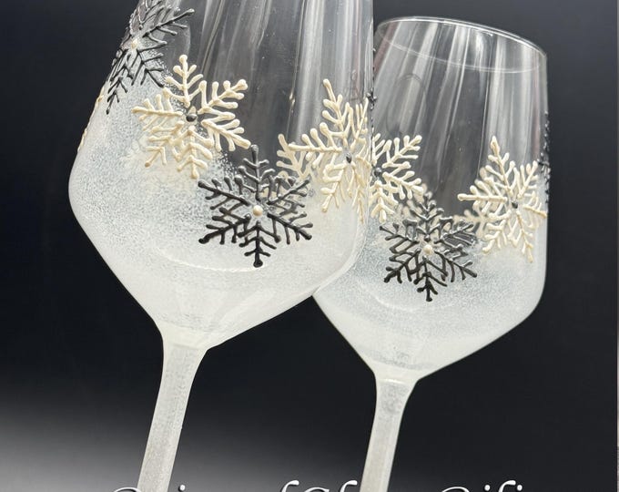 Hand Painted White silver Snowflake Wine Glasses: Winter Christmas Toasting Set