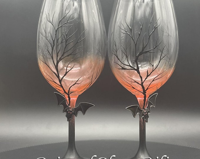 Red black bats Halloween wine glasses