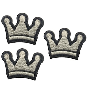 Mini Silver Crown Princess King Cartoon Iron on Patches Applique Clothes T-Shirts Jackets Sweatshirts Dresses Skirts DIY (Pack of 3)