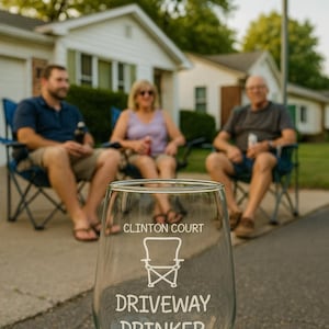 Verre à vin ou à bière personnalisé pour buveur d'allée de rue, fête de quartier, cadeau de voisin, amis du développement, humour