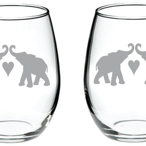 Elephant Couple Glass  FREE Personalization Elephant Anniversary, Elephant Wine Gift